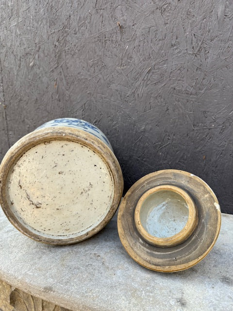 Dekselvaas met symbolen